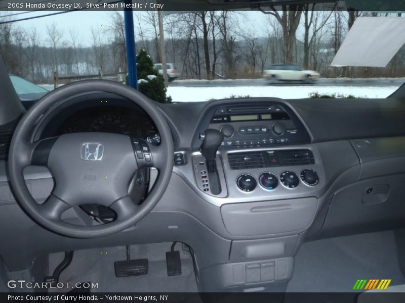 Silver Pearl Metallic / Gray 2009 Honda Odyssey LX