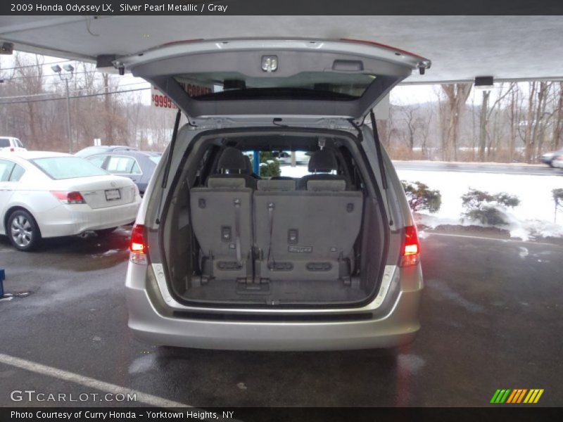 Silver Pearl Metallic / Gray 2009 Honda Odyssey LX