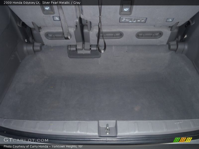 Silver Pearl Metallic / Gray 2009 Honda Odyssey LX