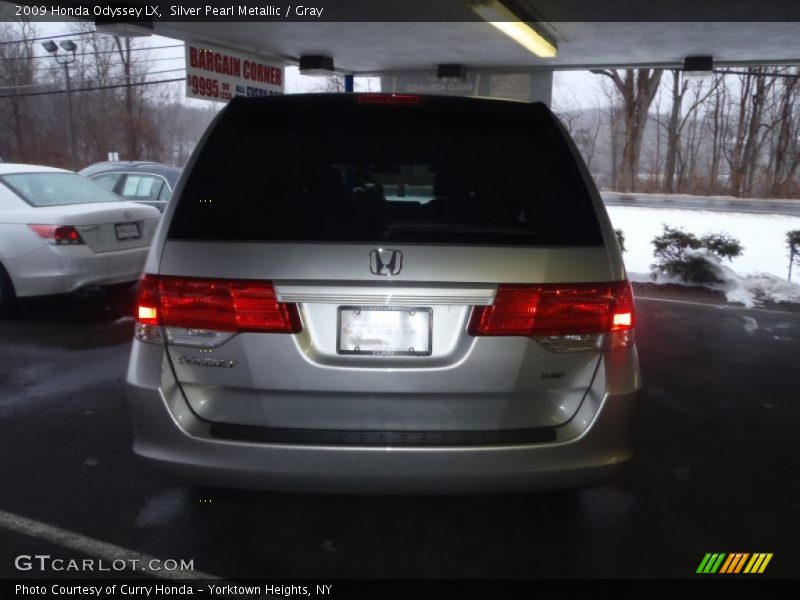 Silver Pearl Metallic / Gray 2009 Honda Odyssey LX