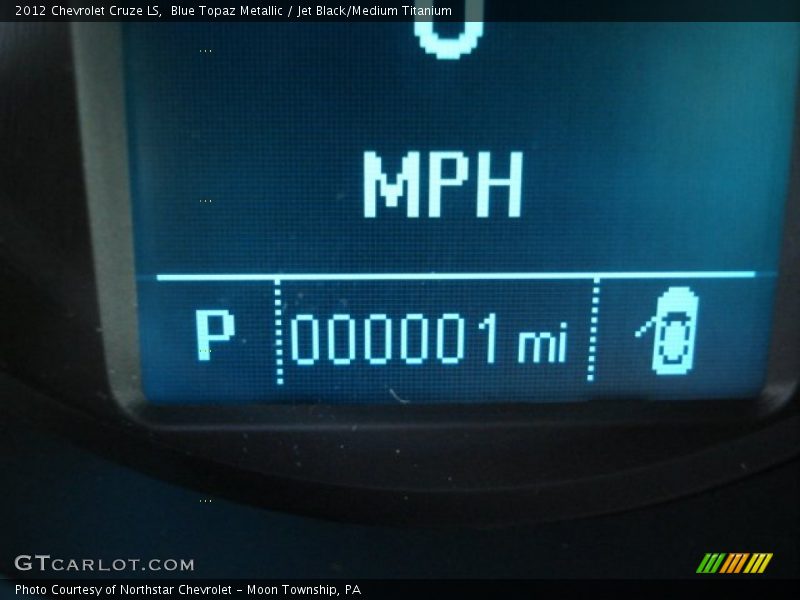 Blue Topaz Metallic / Jet Black/Medium Titanium 2012 Chevrolet Cruze LS