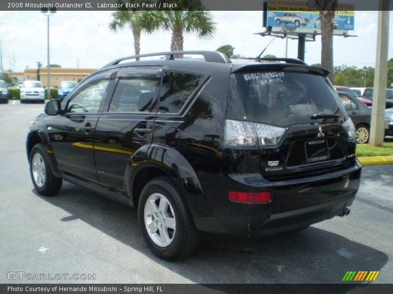 Labrador Black Pearl / Black 2008 Mitsubishi Outlander ES