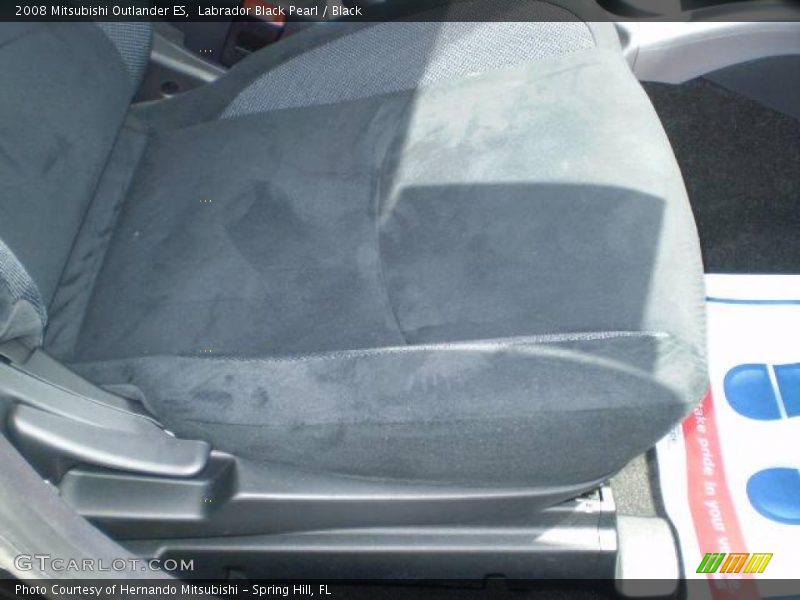 Labrador Black Pearl / Black 2008 Mitsubishi Outlander ES