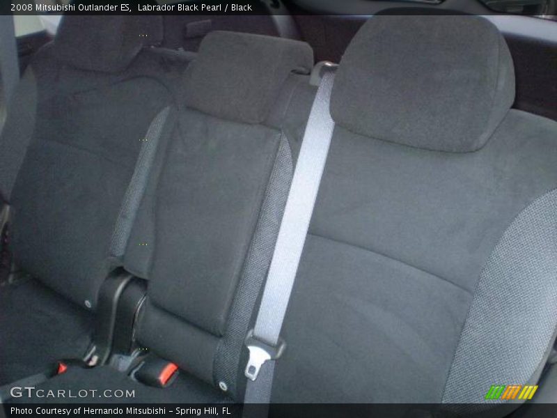 Labrador Black Pearl / Black 2008 Mitsubishi Outlander ES