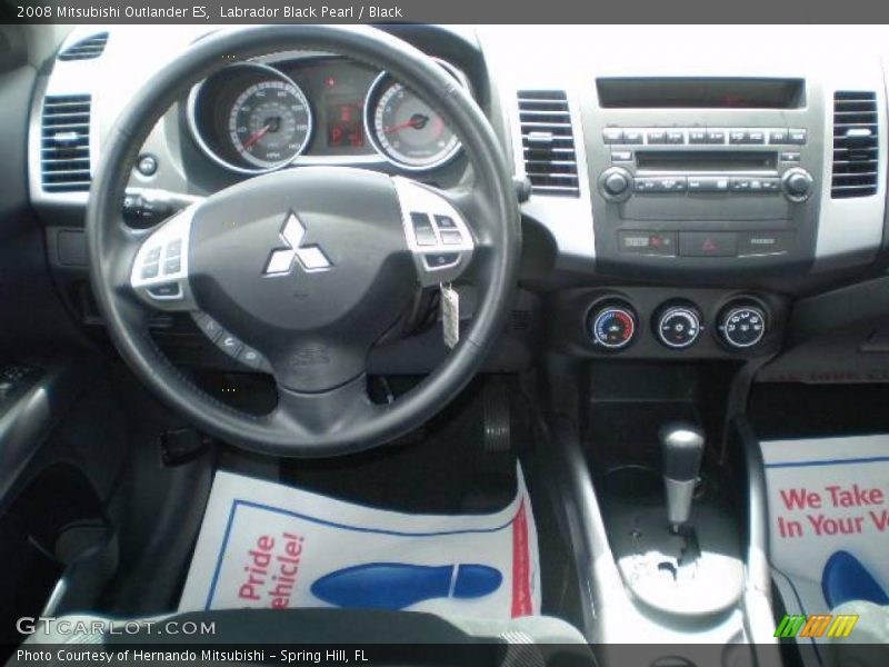 Labrador Black Pearl / Black 2008 Mitsubishi Outlander ES