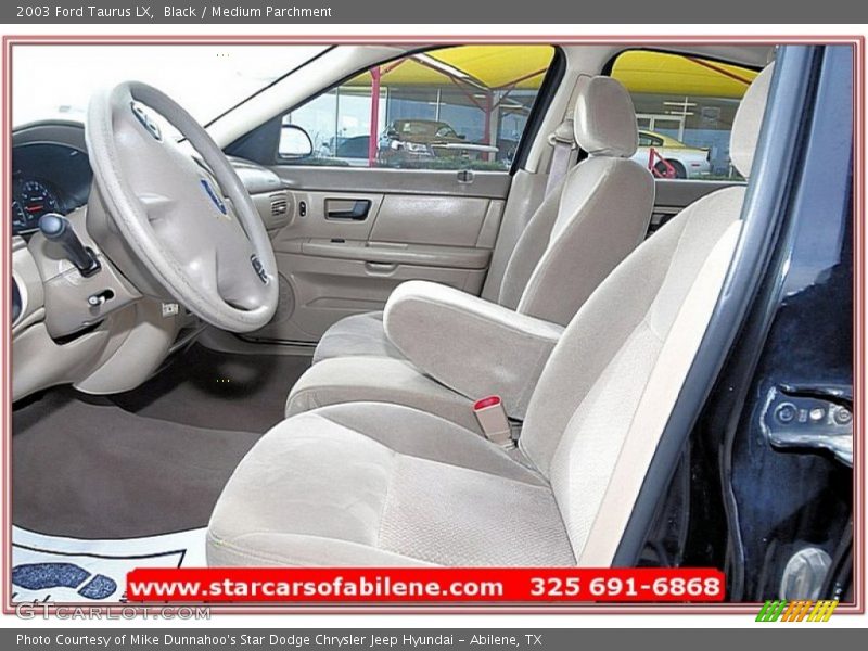 Black / Medium Parchment 2003 Ford Taurus LX
