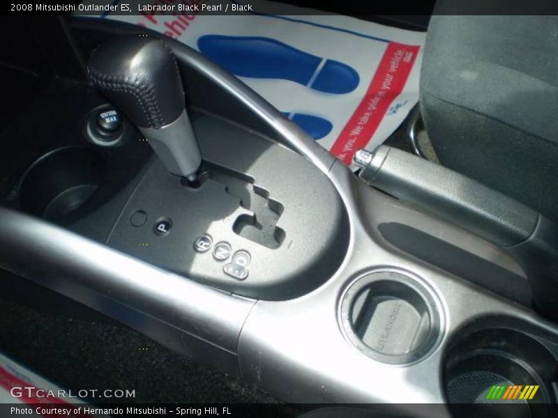 Labrador Black Pearl / Black 2008 Mitsubishi Outlander ES