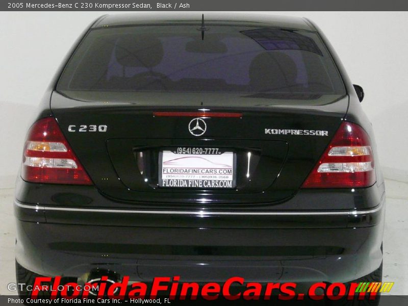 Black / Ash 2005 Mercedes-Benz C 230 Kompressor Sedan
