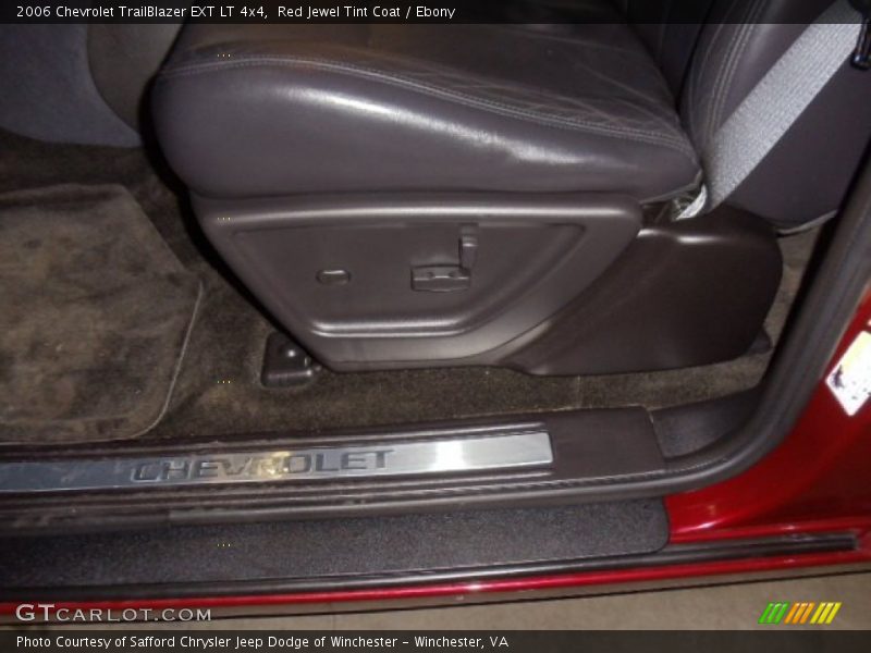 Red Jewel Tint Coat / Ebony 2006 Chevrolet TrailBlazer EXT LT 4x4
