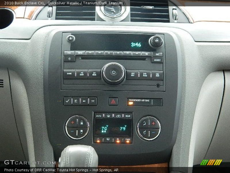 Quicksilver Metallic / Titanium/Dark Titanium 2010 Buick Enclave CXL