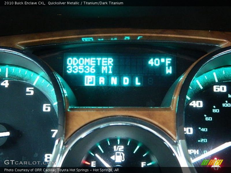 Quicksilver Metallic / Titanium/Dark Titanium 2010 Buick Enclave CXL