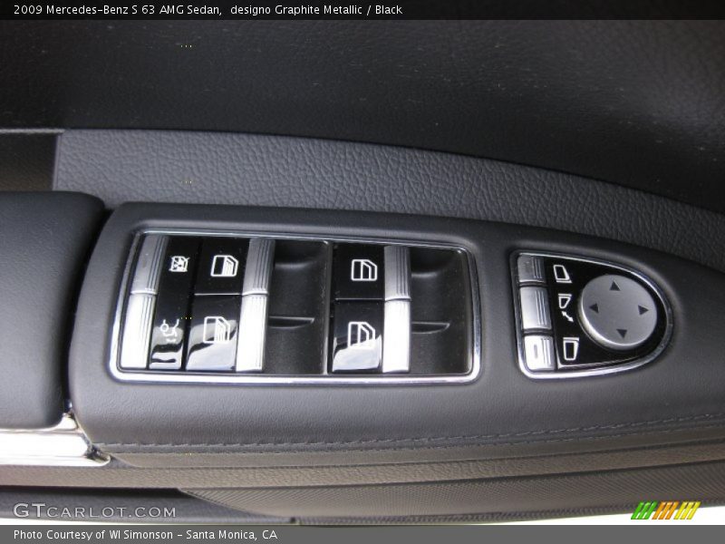 Controls of 2009 S 63 AMG Sedan