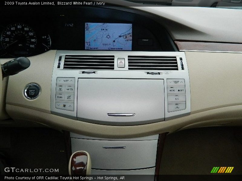 Blizzard White Pearl / Ivory 2009 Toyota Avalon Limited