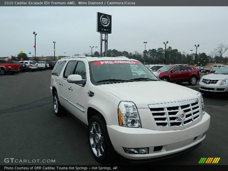 White Diamond / Cashmere/Cocoa 2010 Cadillac Escalade ESV Premium AWD