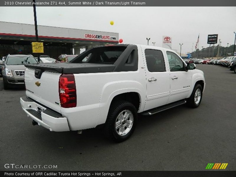 Summit White / Dark Titanium/Light Titanium 2010 Chevrolet Avalanche Z71 4x4