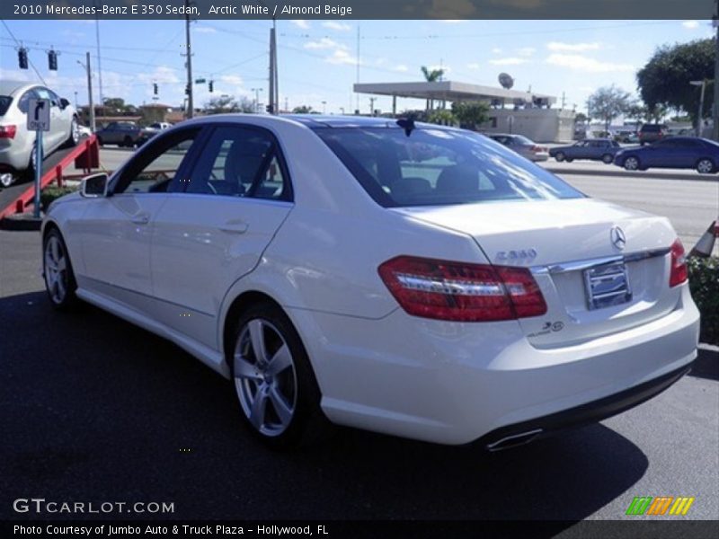 Arctic White / Almond Beige 2010 Mercedes-Benz E 350 Sedan