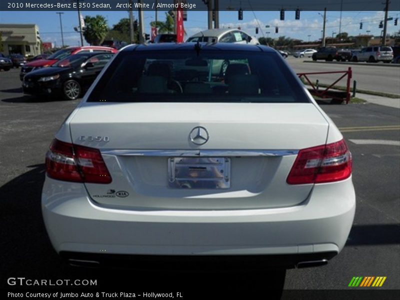 Arctic White / Almond Beige 2010 Mercedes-Benz E 350 Sedan