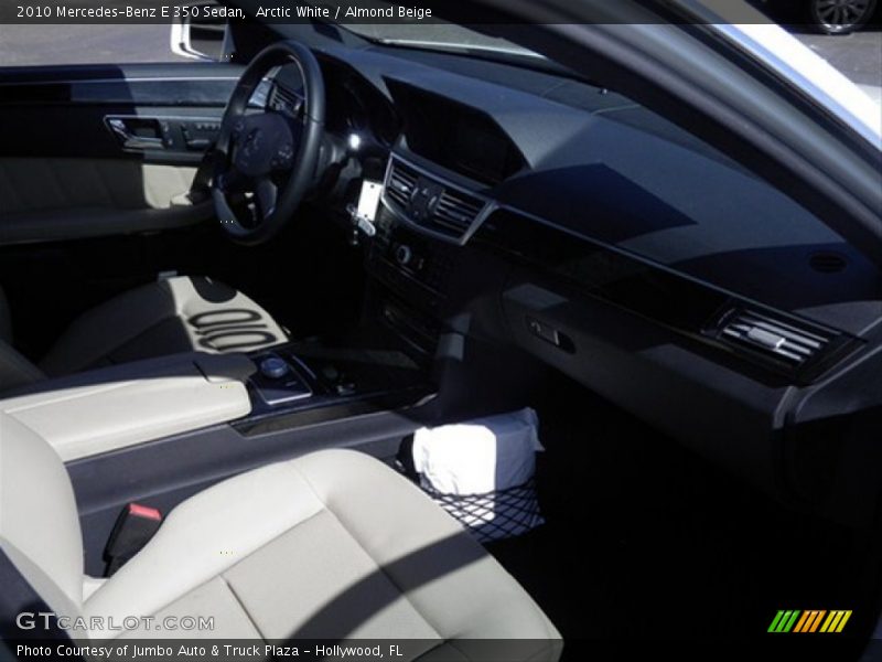 Arctic White / Almond Beige 2010 Mercedes-Benz E 350 Sedan