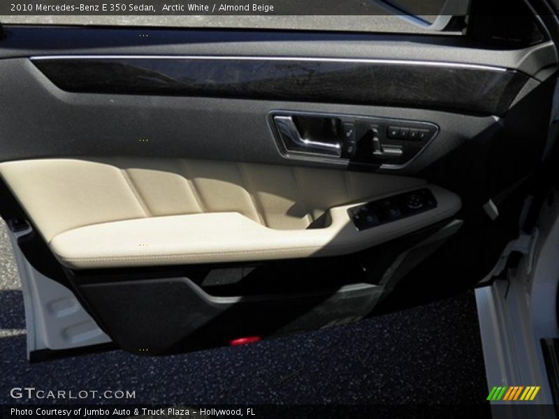 Arctic White / Almond Beige 2010 Mercedes-Benz E 350 Sedan