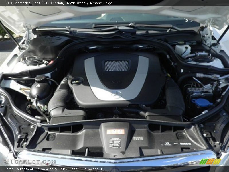 Arctic White / Almond Beige 2010 Mercedes-Benz E 350 Sedan