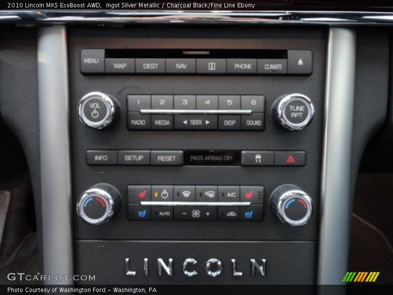 Ingot Silver Metallic / Charcoal Black/Fine Line Ebony 2010 Lincoln MKS EcoBoost AWD