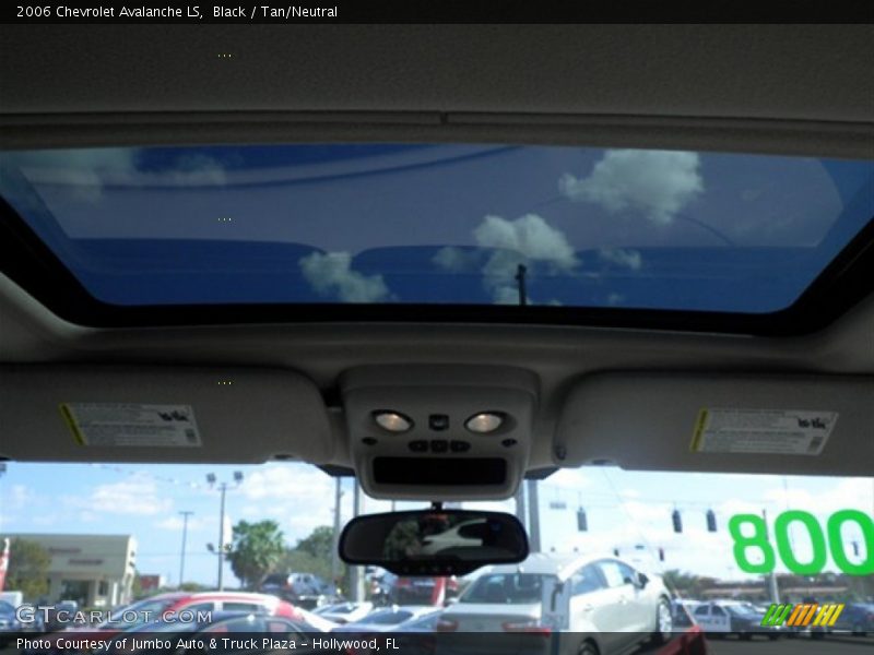Black / Tan/Neutral 2006 Chevrolet Avalanche LS