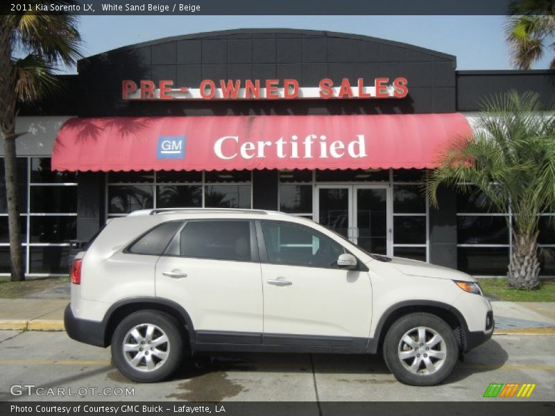 White Sand Beige / Beige 2011 Kia Sorento LX
