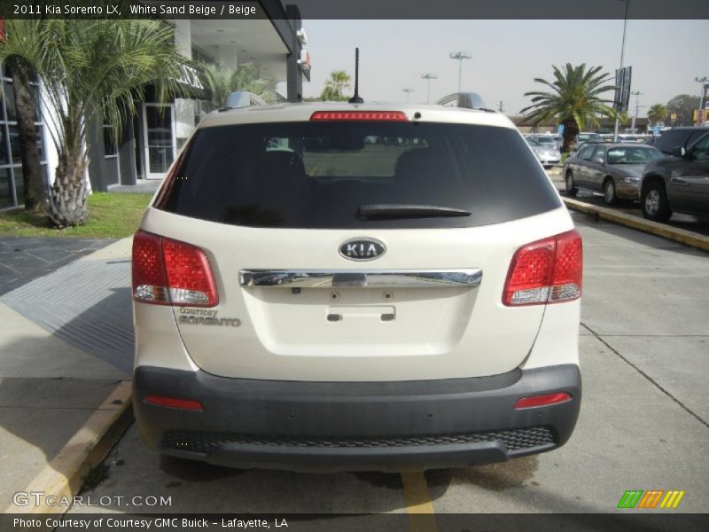 White Sand Beige / Beige 2011 Kia Sorento LX