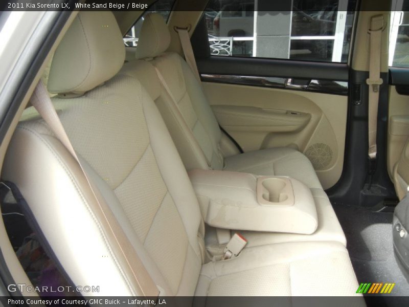 White Sand Beige / Beige 2011 Kia Sorento LX