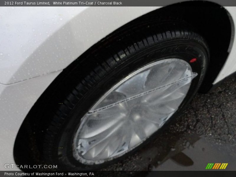 White Platinum Tri-Coat / Charcoal Black 2012 Ford Taurus Limited