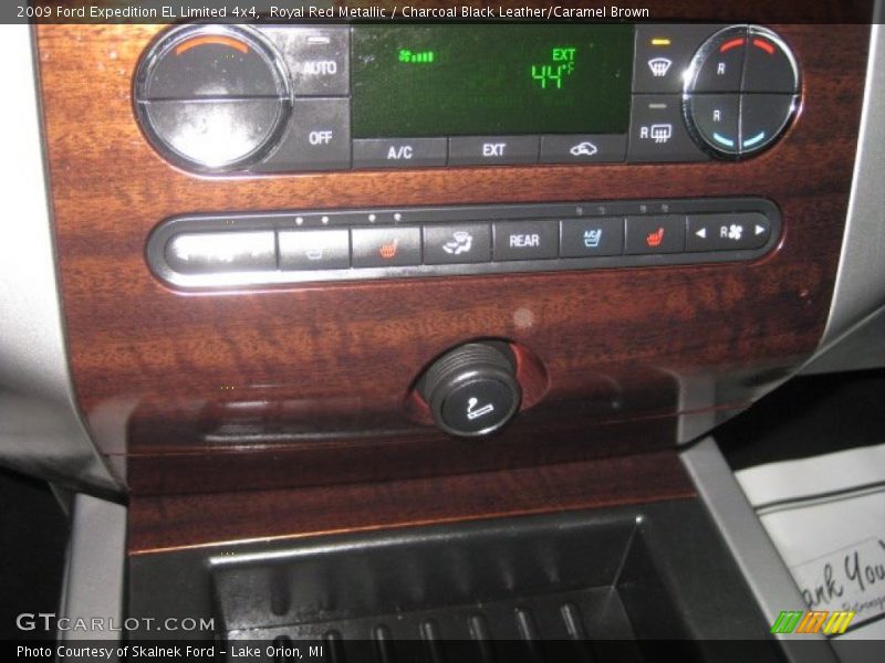 Controls of 2009 Expedition EL Limited 4x4