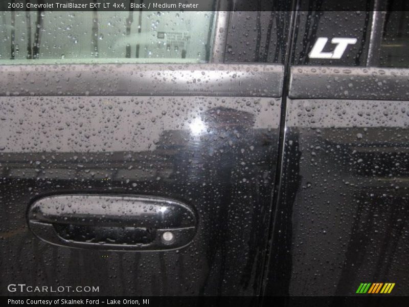 Black / Medium Pewter 2003 Chevrolet TrailBlazer EXT LT 4x4