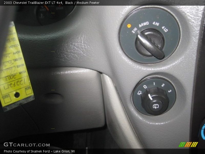 Black / Medium Pewter 2003 Chevrolet TrailBlazer EXT LT 4x4