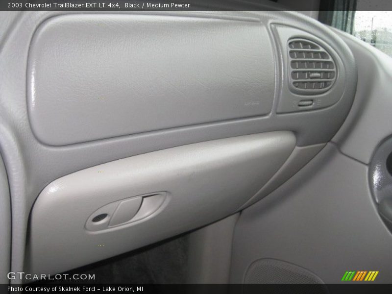 Black / Medium Pewter 2003 Chevrolet TrailBlazer EXT LT 4x4