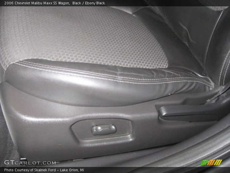 Black / Ebony Black 2006 Chevrolet Malibu Maxx SS Wagon