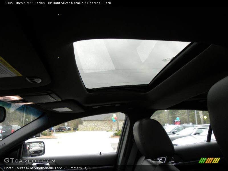 Brilliant Silver Metallic / Charcoal Black 2009 Lincoln MKS Sedan