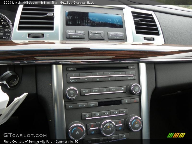 Brilliant Silver Metallic / Charcoal Black 2009 Lincoln MKS Sedan