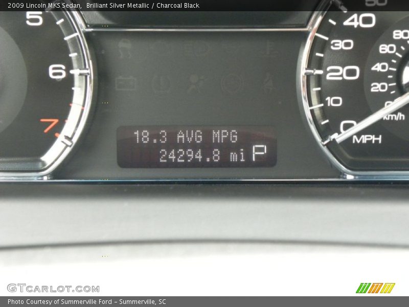 Brilliant Silver Metallic / Charcoal Black 2009 Lincoln MKS Sedan