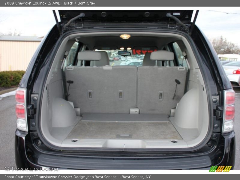  2009 Equinox LS AWD Trunk