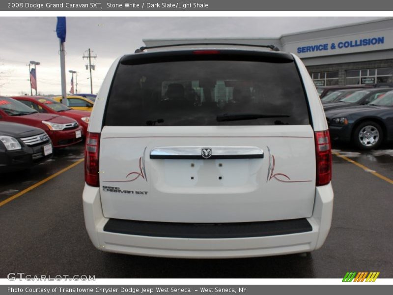 Stone White / Dark Slate/Light Shale 2008 Dodge Grand Caravan SXT