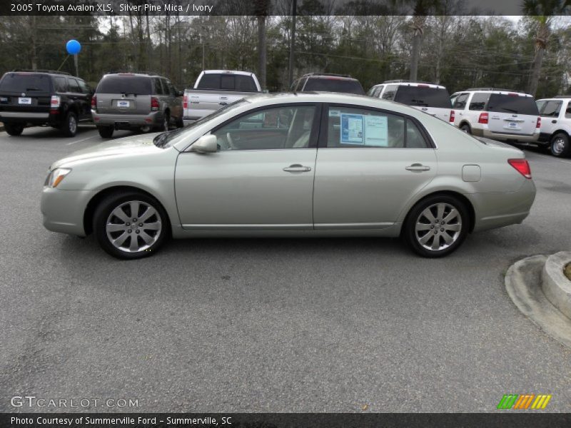 Silver Pine Mica / Ivory 2005 Toyota Avalon XLS