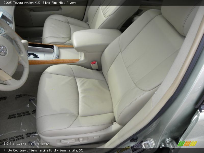 Silver Pine Mica / Ivory 2005 Toyota Avalon XLS