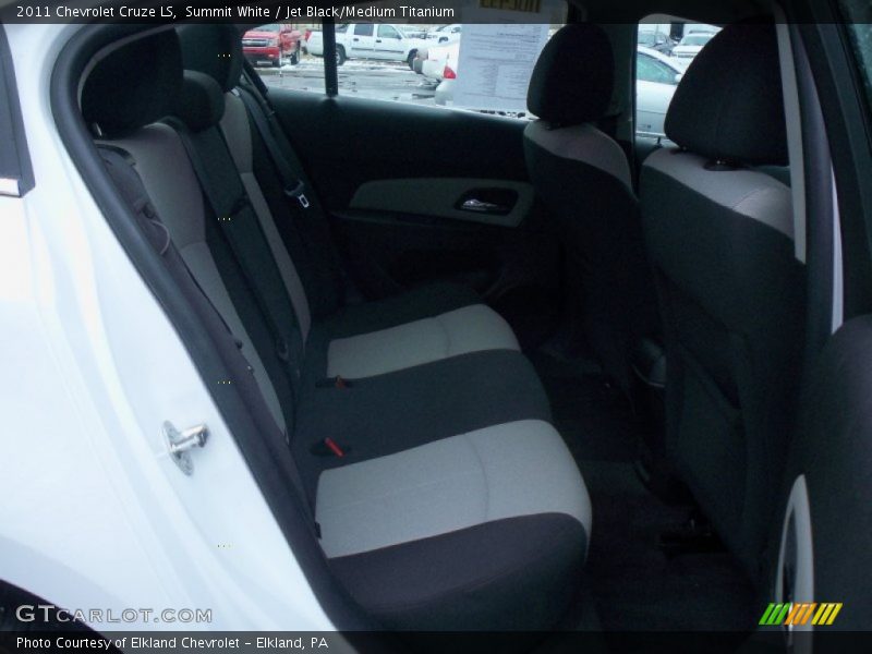 Summit White / Jet Black/Medium Titanium 2011 Chevrolet Cruze LS
