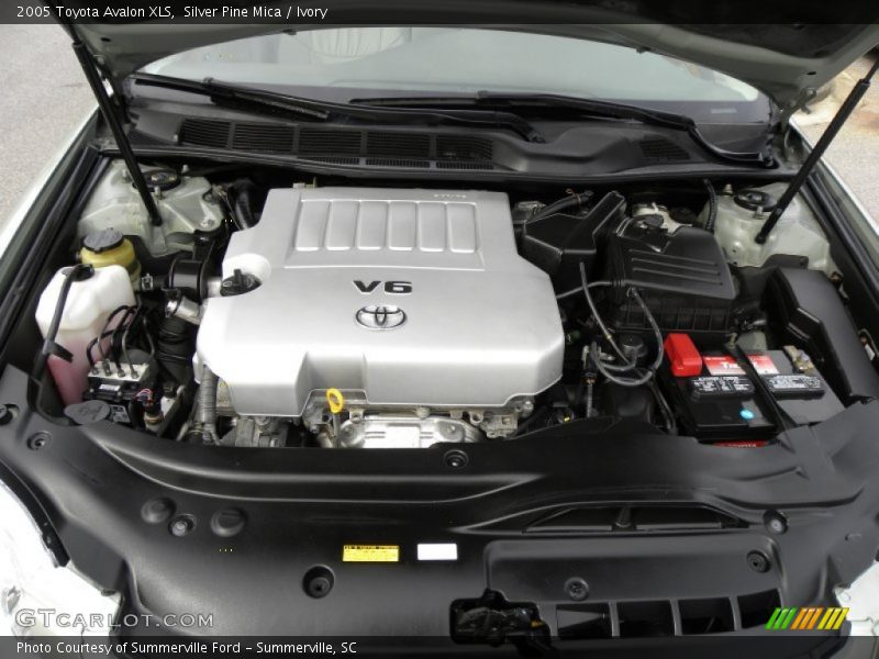 Silver Pine Mica / Ivory 2005 Toyota Avalon XLS