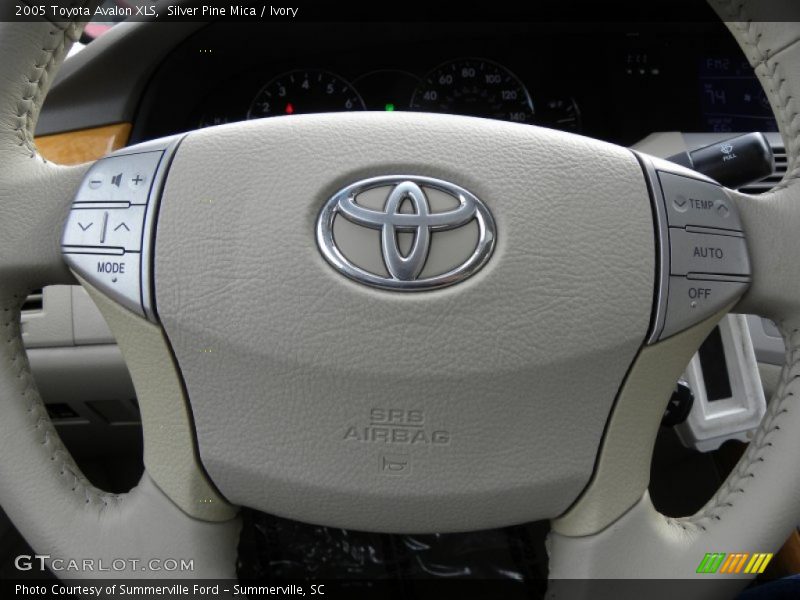 Silver Pine Mica / Ivory 2005 Toyota Avalon XLS