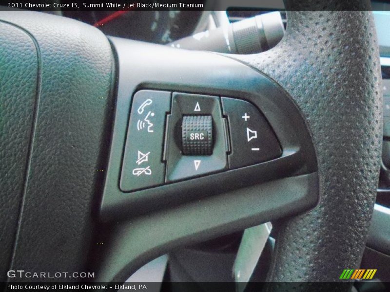 Summit White / Jet Black/Medium Titanium 2011 Chevrolet Cruze LS