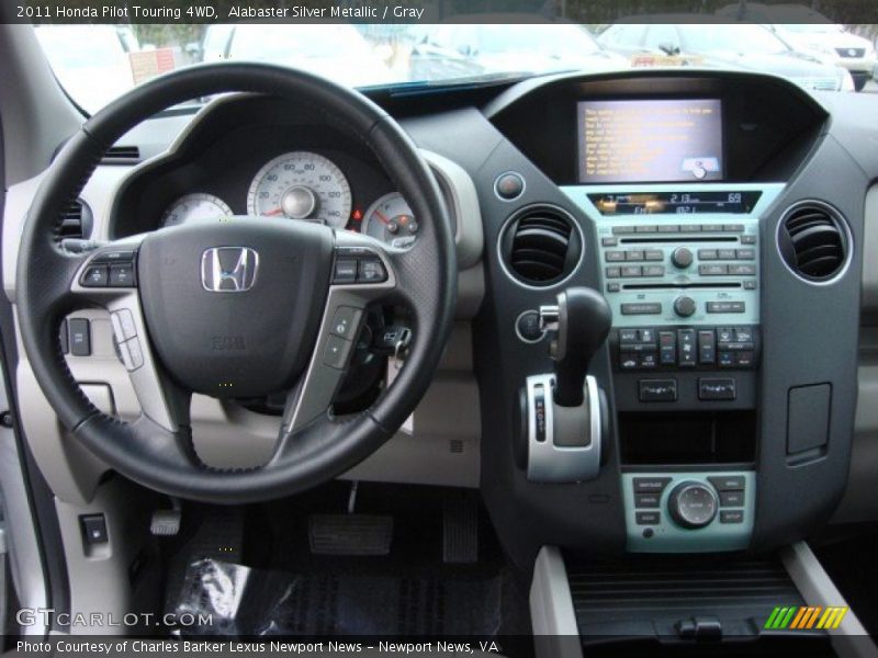 Dashboard of 2011 Pilot Touring 4WD