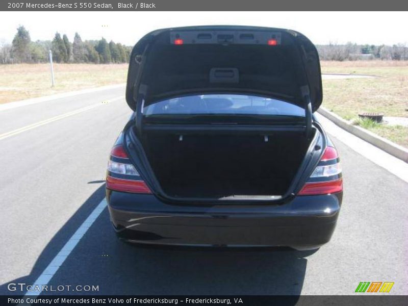 Black / Black 2007 Mercedes-Benz S 550 Sedan