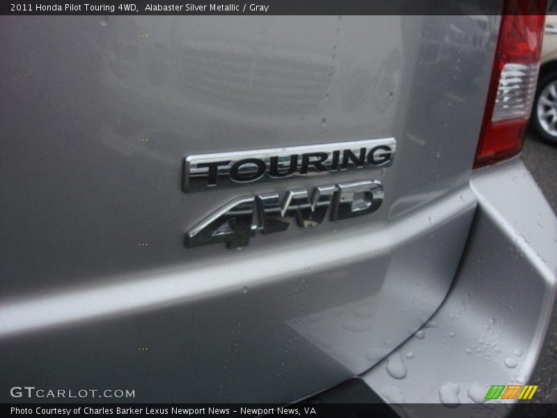  2011 Pilot Touring 4WD Logo