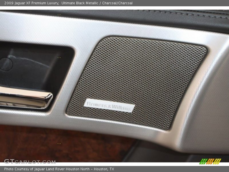 Ultimate Black Metallic / Charcoal/Charcoal 2009 Jaguar XF Premium Luxury